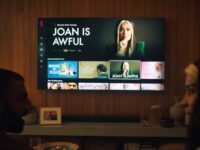 Salma Hayek en Joan Is Awful, uno de los episodios de la sexta temporada de Black Mirror