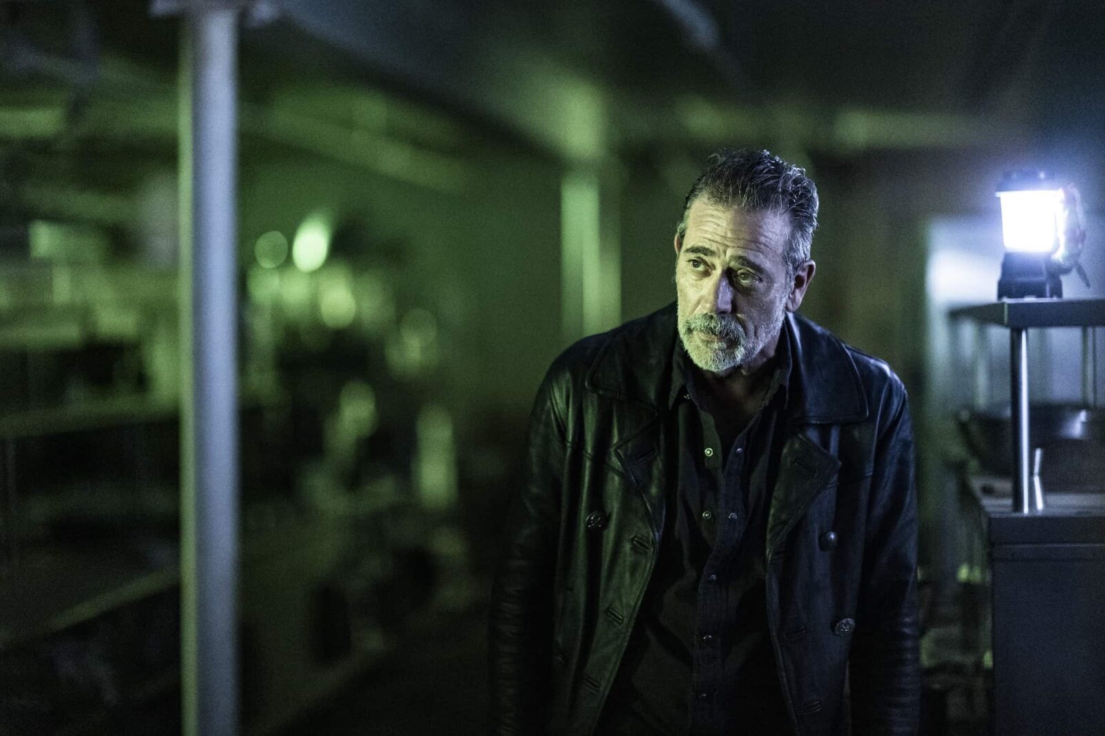 Jeffrey Dean Morgan como Negan en TWD Dead City 1x03