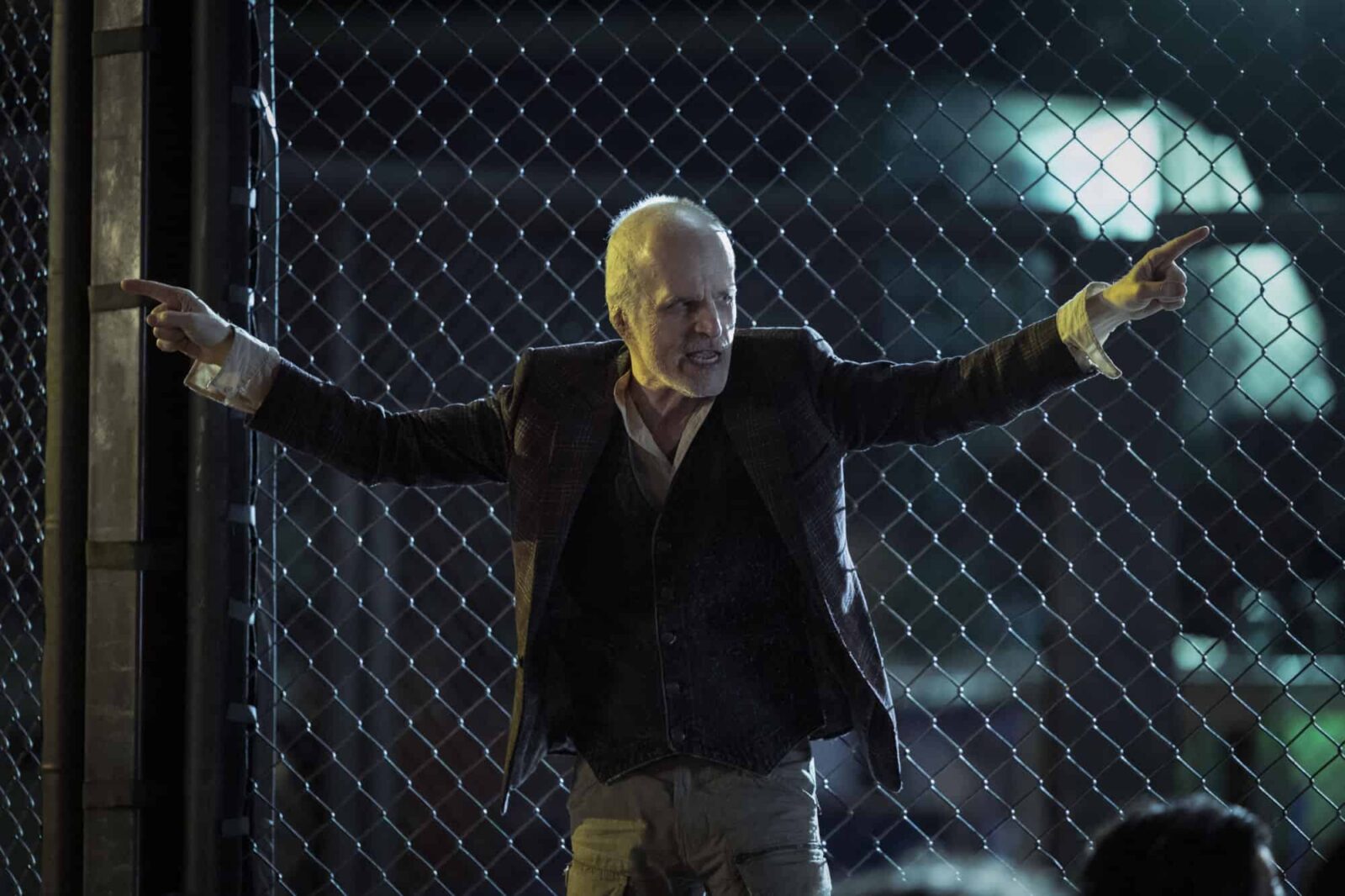 Željko Ivanek como el Croata en TWD Dead City 1x03