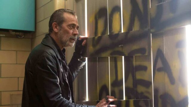 Jeffrey Dean Morgan como Negan en TWD Dead City 1x05