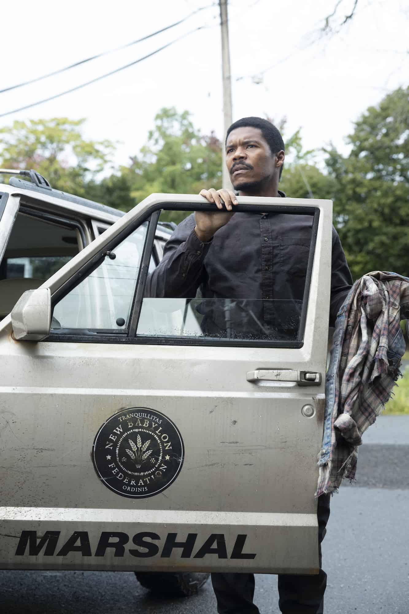 Gaius Charles como Armstrong en The Walking Dead: Dead City S01E06 (Season Finale)