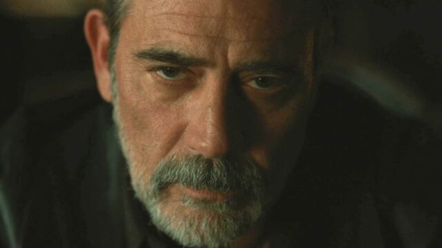 Jeffrey Dean Morgan como Negan en TWD Dead City 1x06