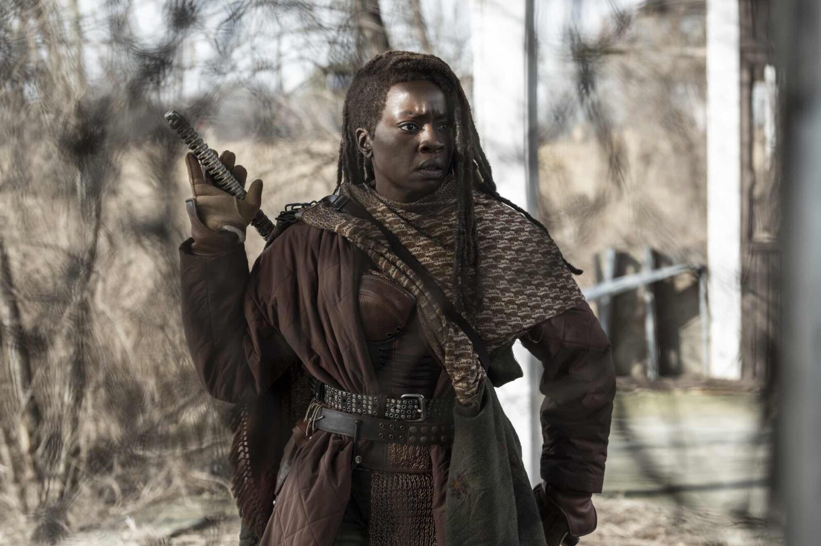Danai Gurira como Michonne en The Walking Dead: The Ones Who Live - Temporada 1