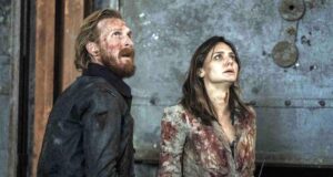 Austin Amelio como Dwight y Christine Evangelista como Sherry en FearTWD 8x09