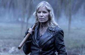 Kim Dickens como Madison Clark en Fear The Walking Dead 8x10
