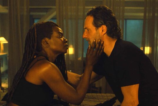Dentro del capítulo 4 de The Ones Who Live, con Andrew Lincoln y Danai Gurira Danai Gurira como Michonne y Andrew Lincoln como Rick Grimes en TWD: the Ones Who Live 1x04
