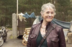 Melissa McBride como Carol en TWD: Daryl Dixon: The Book of Carol