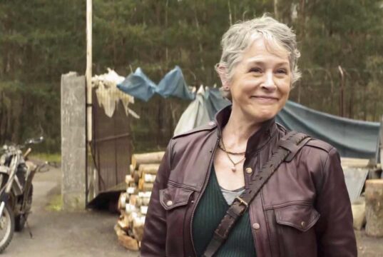 Melissa McBride como Carol en TWD: Daryl Dixon: The Book of Carol