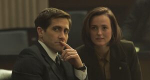 Jake Gyllenhaal como Rusty Sabich y Renate Reinsve como Carolyn Polhemus en Presumed Innocent (2024)