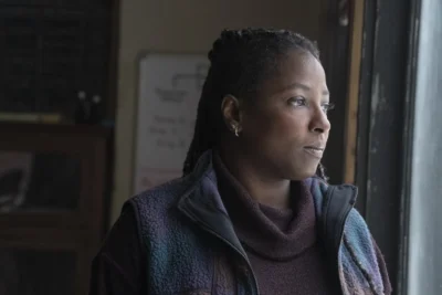 Rutina Wesley como María en TLOU 2x01