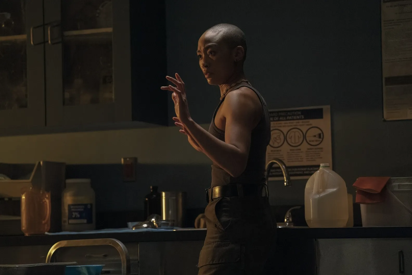 Tati Gabrielle como Nora en The Last of Us S02E05