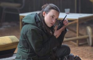 Bella Ramsey como Ellie en The Last Of Us 2x07 (Season Finale)