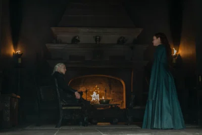 Rhaenyra Targaryen y Alicent Hightower junto a la chimenea - House of the Dragon 3x03 - Temporada 3 Capítulo 3