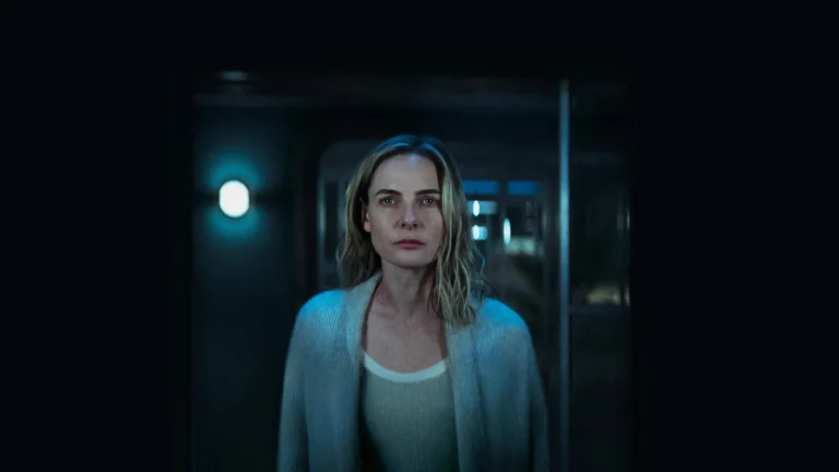 Rebecca Ferguson en Silo 3x01 "Who Are You"