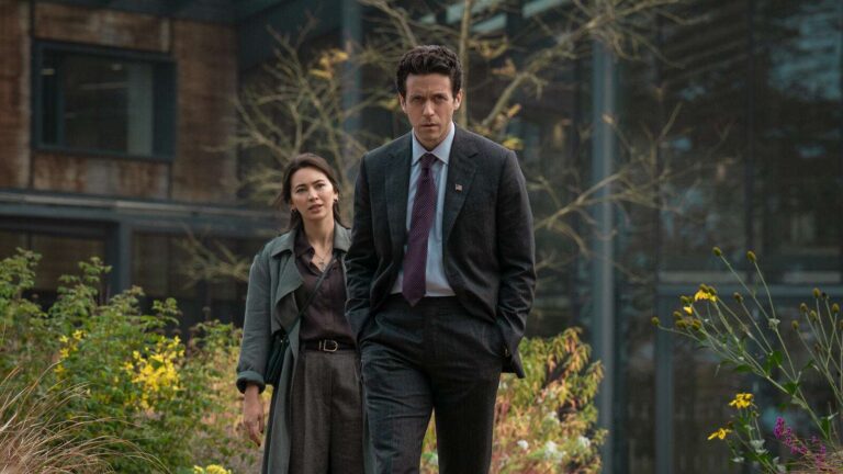 Ashley Zukerman y Jessica Henwick en Silo 3x02 "It’s All Good" (Apple TV)