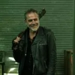 Negan (Jeffrey Dean Morgan) en The Walking Dead: Dead City 3x02