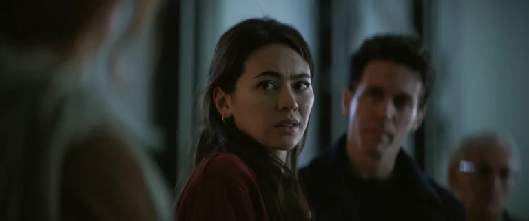 Helen Drew (Jessica Henwick) y Daniel Keene (Ashley Zukerman) en Silo 3x07