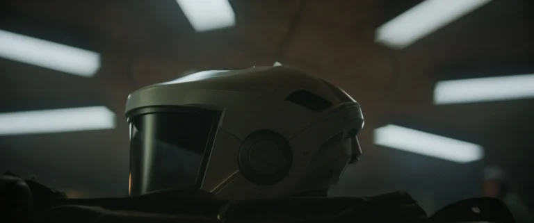 Casco para salir del Silo Temporada 3 Episodio 7