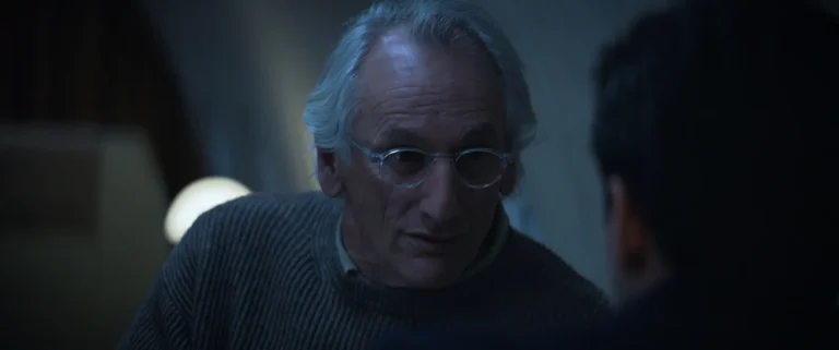 Matt Craven como Victor Crnkovich en Silo 3x07