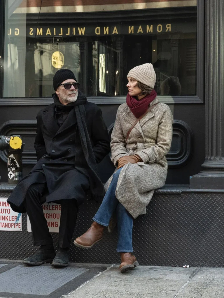 Jeffrey Dean Morgan como Negan y Lauren Cohan como Maggie en Dead City 3x06 Genesis