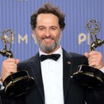 Matthew Rhys hace historia en los Emmy 2026 con doble triunfo por The Beast in Me y Widow's Bay